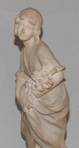 ALABASTER SKULPTUR UNTERZEICHNET PUGI