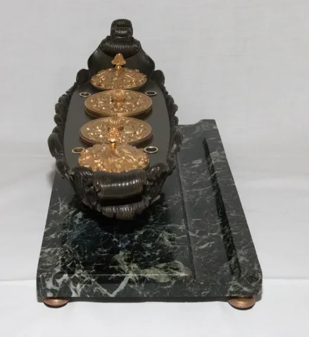FRANCÉS RESTAURACIÓN PERÍODO INKSTAND