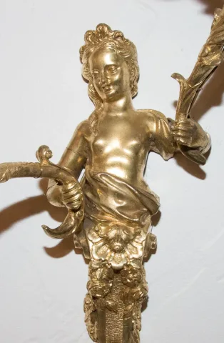 Paire d'appliques en bronze doré époque fin XIXe siècle