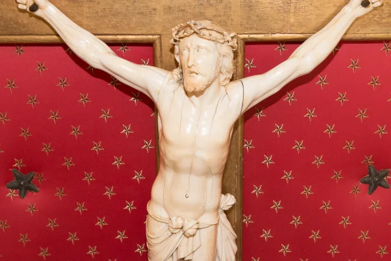 FRANZÖSISCHE REGION PERIOD CRUCIFIX