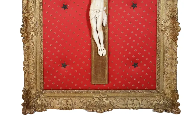 FRANZÖSISCHE REGION PERIOD CRUCIFIX