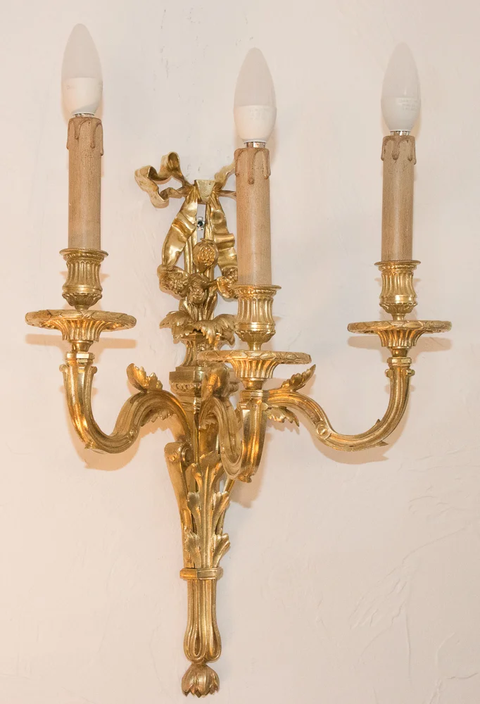PAIR OF LOUIS XVI STYLE WALL LIGHTS