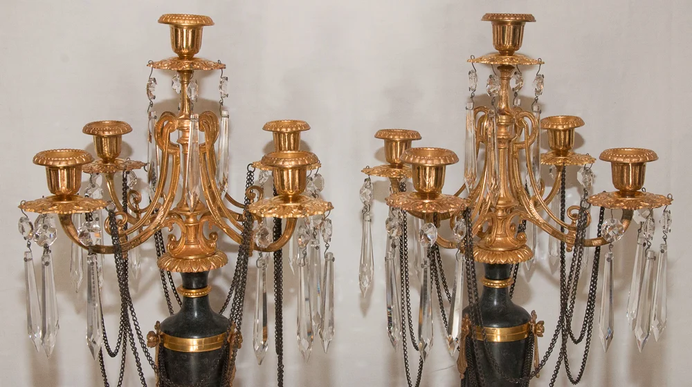 PAREJA DE DIRECTOIRE FRANCÉS ESTILO CANDELABRA
