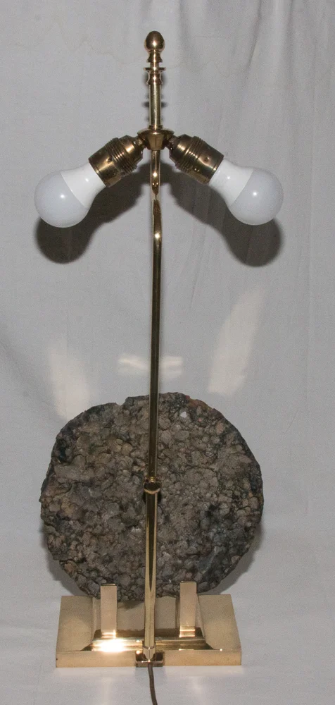Lampe en bronze doré Signée Willy DARO années 1970