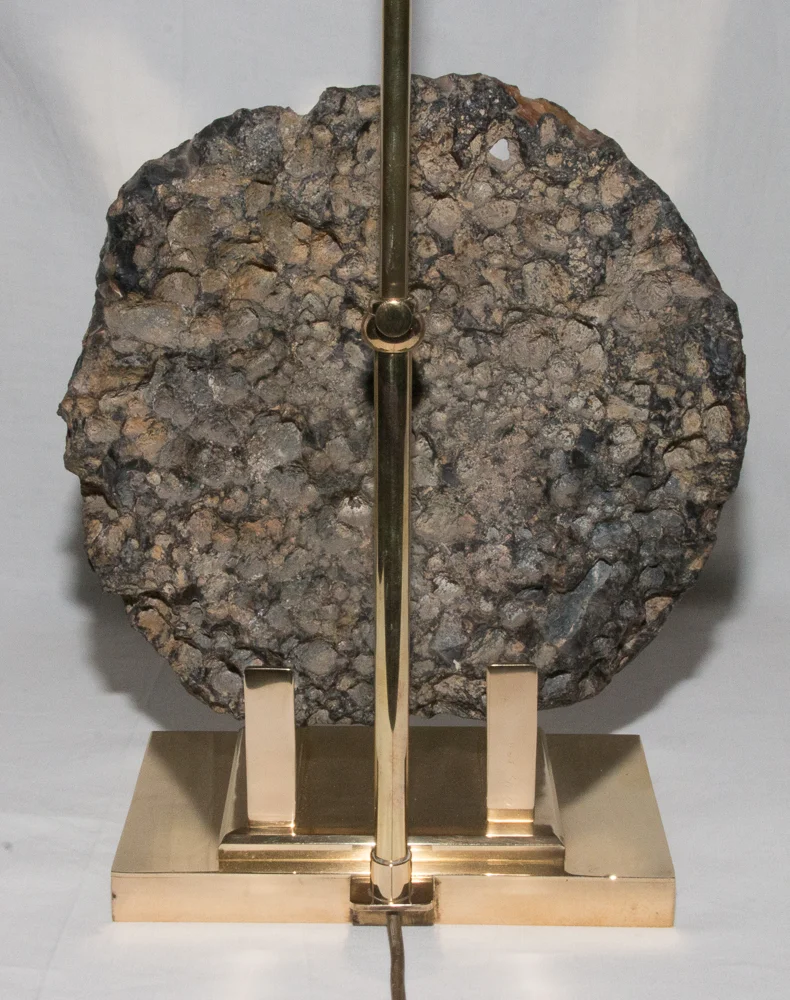 Lampe en bronze doré Signée Willy DARO années 1970