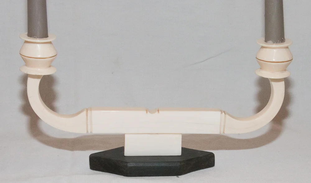 PAREJA DE VELAS DE PERIODO ART DECO