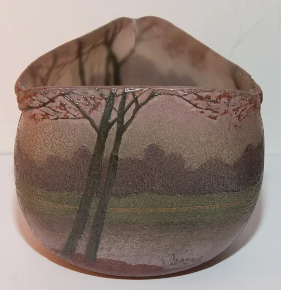 VASE signiert LEGRAS