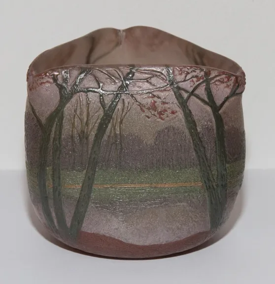 VASE signiert LEGRAS