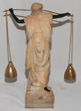 ALABASTER UND BRONZE STATUETTE