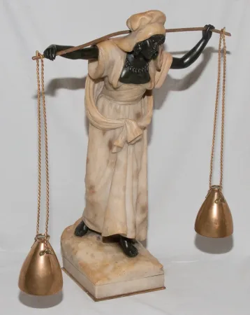 ALABASTER UND BRONZE STATUETTE