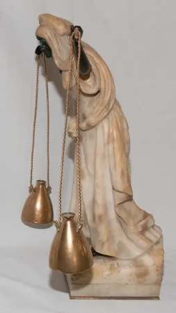 ALABASTER UND BRONZE STATUETTE