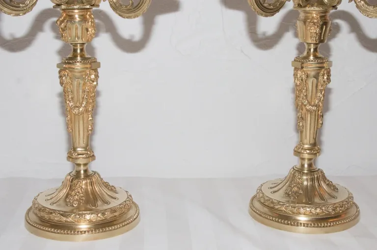 Paire de chandeliers en bronze doré Henry PICARD