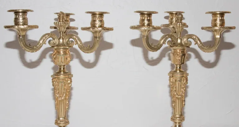 Paire de chandeliers en bronze doré Henry PICARD