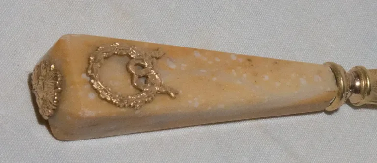 Nécessaire de bureau de style empire milieu XIXe