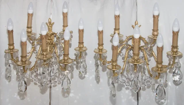 PAIR OF NAPOLEON III PERIOD WALL LIGHTS