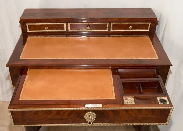 Bureau à gradin en acajou époque Empire
