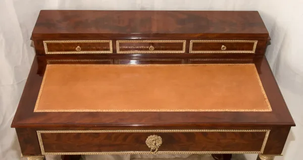 Bureau à gradin en acajou époque Empire