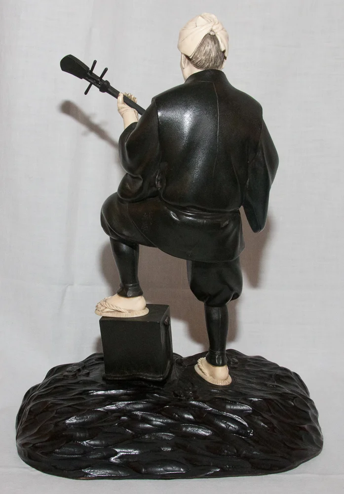 Okimono Joueur de Shamisen Période Meiji
