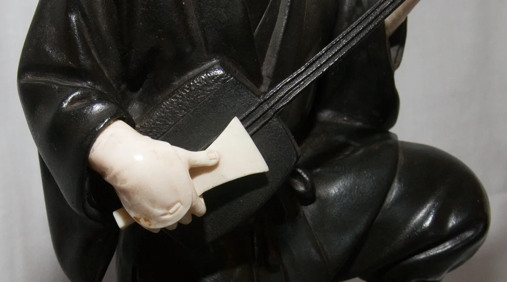 Okimono Joueur de Shamisen Période Meiji