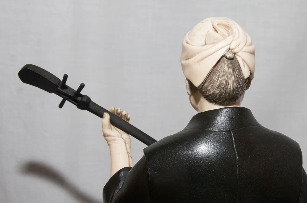 Okimono Joueur de Shamisen Période Meiji