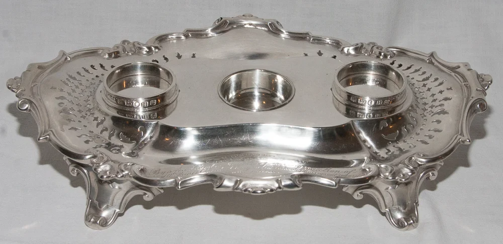 Encrier en argent massif époque Victorienne
