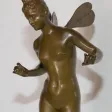 Nymphe en bronze signée J Garnier 1853 - 1910