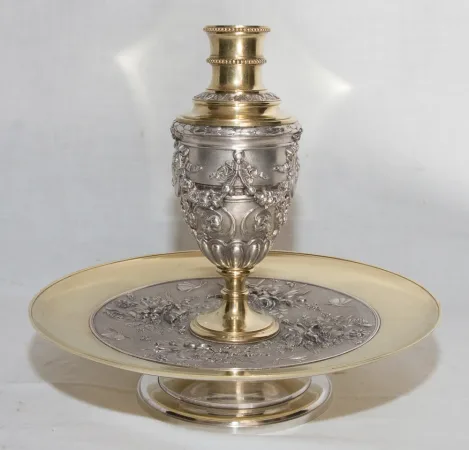 Centre de table à cornet signé L. Oudry époque Napoélon III