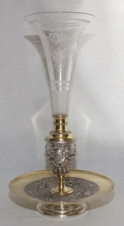 Centre de table à cornet signé L. Oudry époque Napoélon III