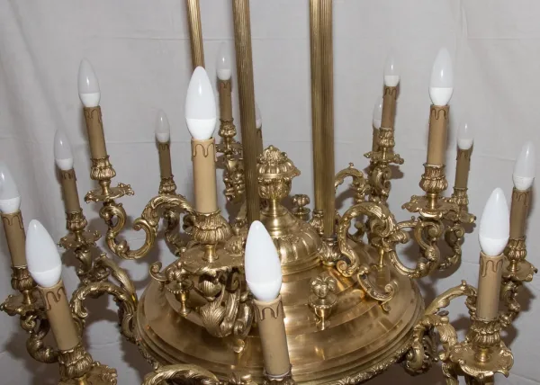 Grand lustre en bronze doré époque Napoléon III