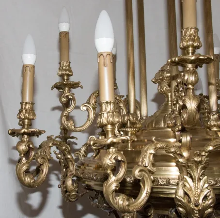 Grand lustre en bronze doré époque Napoléon III
