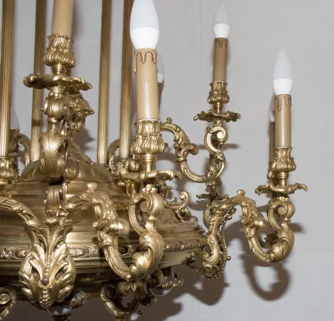 Grand lustre en bronze doré époque Napoléon III