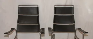 COPPIA DI SEDIE A DONDOLO di MARCEL BREUER