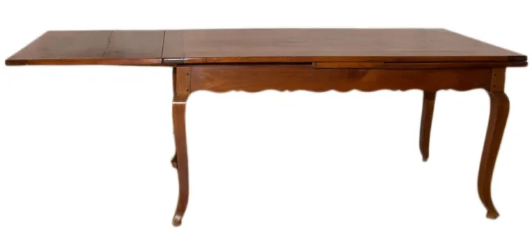 TABELLE IM LOUIS XV-STIL