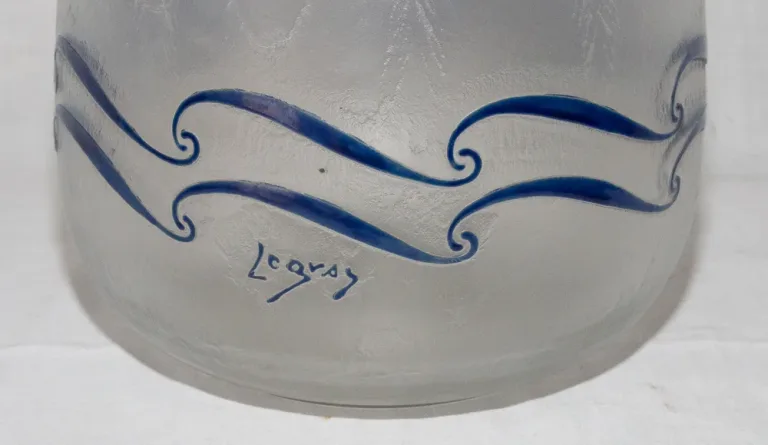 VASE signiert LEGRAS