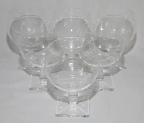 Série de 6 verres en cristal modèle Argos de Lalique