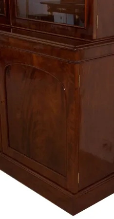 Bibliothèque Anglaise en acajou  M Willson début XIXe
