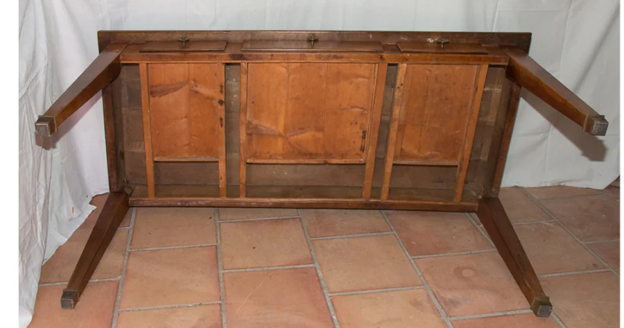 Table de ferme en noyer époque directoire