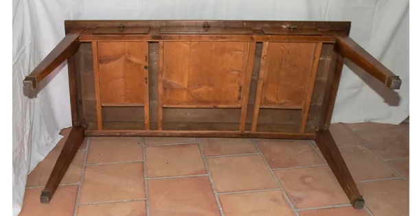 Table de ferme en noyer époque directoire