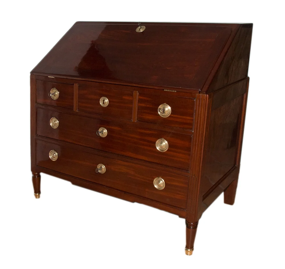 Commode scriban en acajou époque Louis XVI