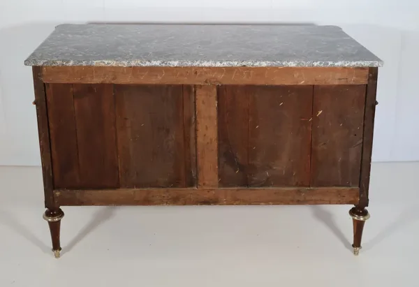 Commode en acajou  estampillée F SCHEY époque Louis XVI
