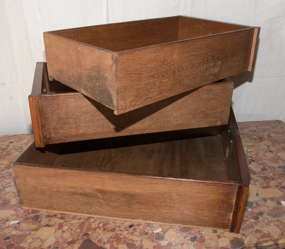 FRENCH TRANSITION PERIOD CHEST OF DRAWERS