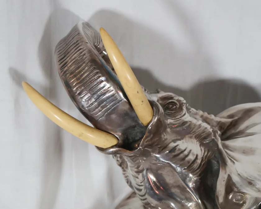 Grand Éléphant en argent Alessandro Magrino Italie circa 1980