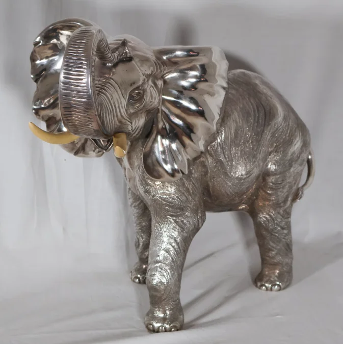 Grand Éléphant en argent Alessandro Magrino Italie circa 1980