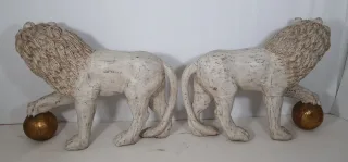 Grande Paire De Lions  En Bois Patiné Italie Fin XIXe Siècle