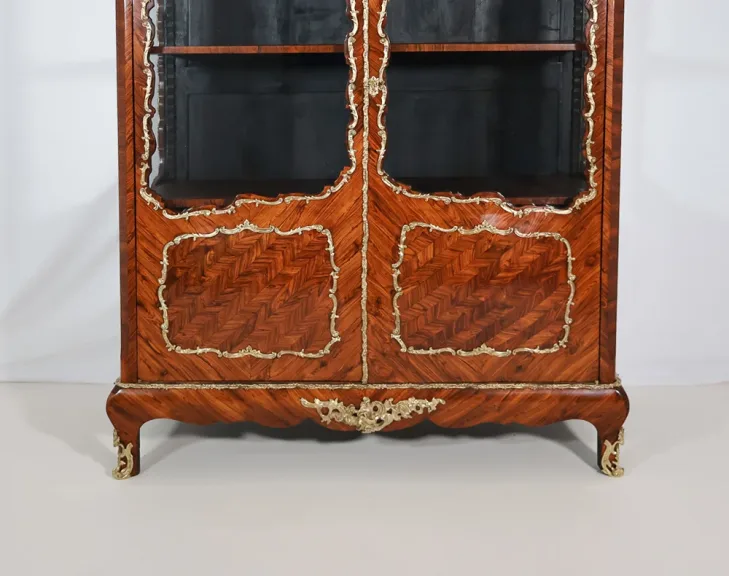 Vitrine en bois de violette époque Napoléon III