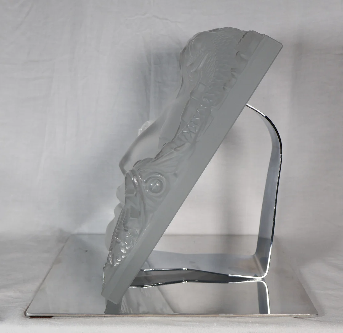 Lalique France Motif décoratif "Fontaine Poissons" ou "Masque femme"