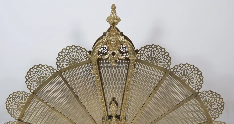Pare-feu éventail en bronze doré et laiton époque Napoléon III