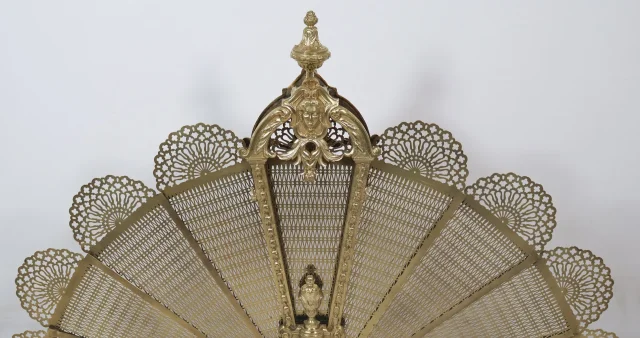Pare-feu éventail en bronze doré et laiton époque Napoléon III