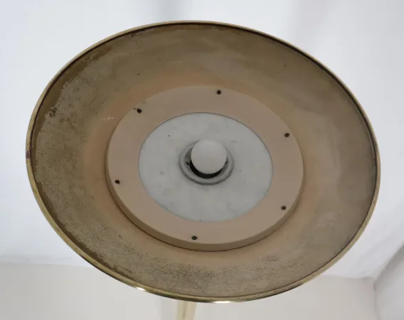 STEHLAMPE AUS DER ART DECO-ZEIT