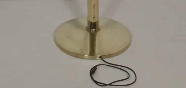 STEHLAMPE AUS DER ART DECO-ZEIT